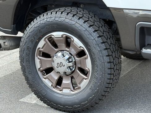 Used 2024 Ford F350 King Ranch AWD/4WD image 11
