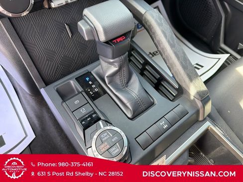 Used 2024 Toyota Tacoma TRD Off-Road AWD/4WD image 19
