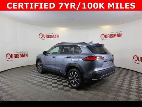 Used 2022 Toyota Corolla Cross XLE image 4