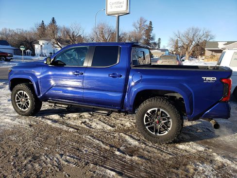 Used 2025 Toyota Tacoma SR image 2