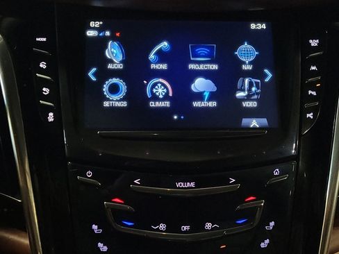 Used 2017 Cadillac Escalade ESV Platinum RWD image 25