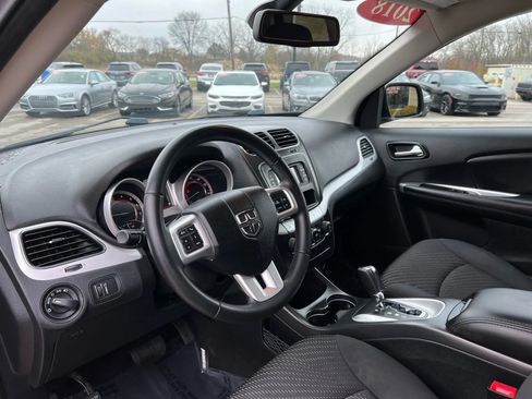 Used 2018 Dodge Journey SE w/ Popular Equipment Group FWD image 10