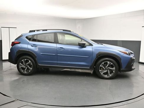 Used 2024 Subaru Crosstrek 2.0i Premium AWD/4WD image 12