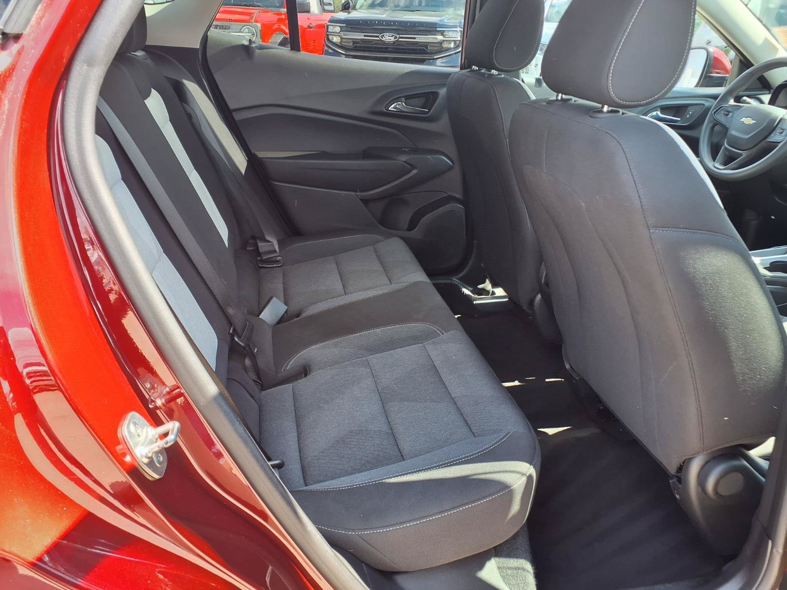 Used 2024 Chevrolet Trax LS w/ LS Convenience Package FWD image 20