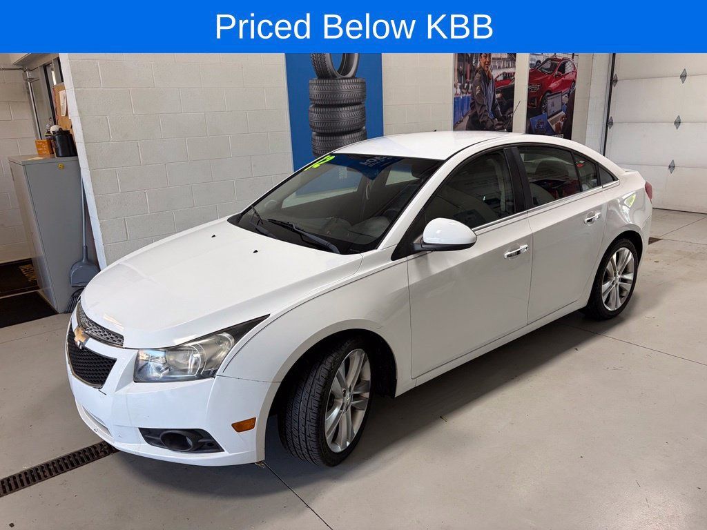 Used 2012 Chevrolet Cruze LTZ FWD image 4
