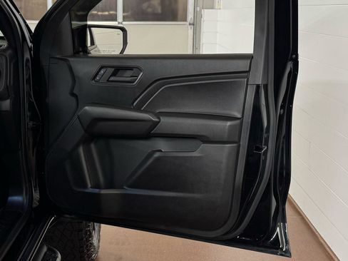 Used 2024 Chevrolet Colorado Trail Boss w/ Advanced Trailering Package image 37