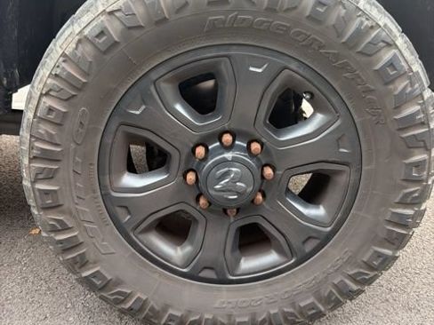 Used 2018 RAM 2500 Laramie w/ Sport Appearance Group AWD/4WD image 5