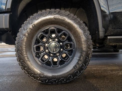 Used 2025 Chevrolet Silverado 2500 ZR2 w/ ZR2 Bison Edition image 2