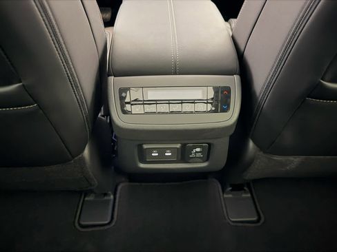 New 2026 Nissan Pathfinder Platinum AWD/4WD image 22