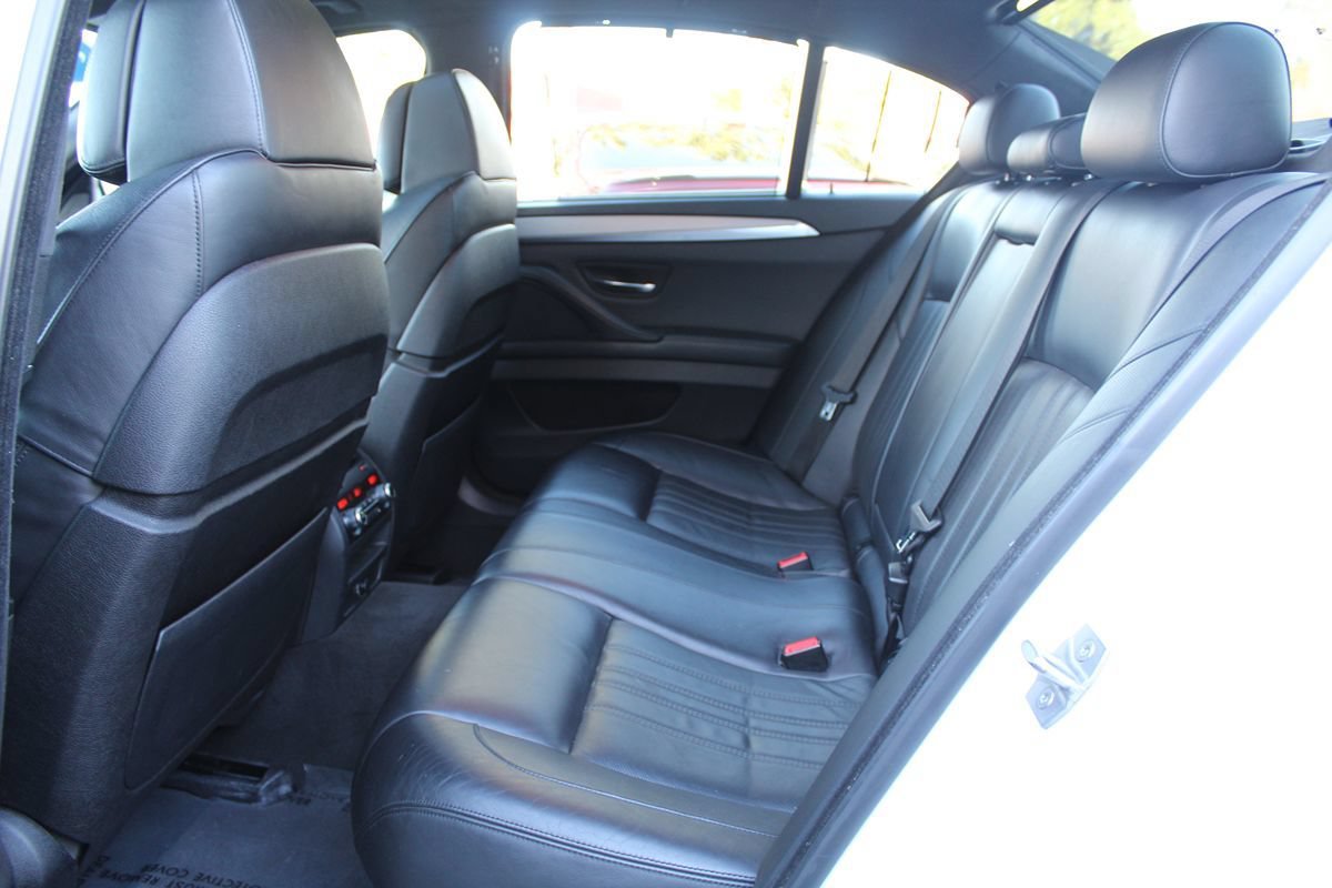 Used 2015 BMW M5 RWD image 27