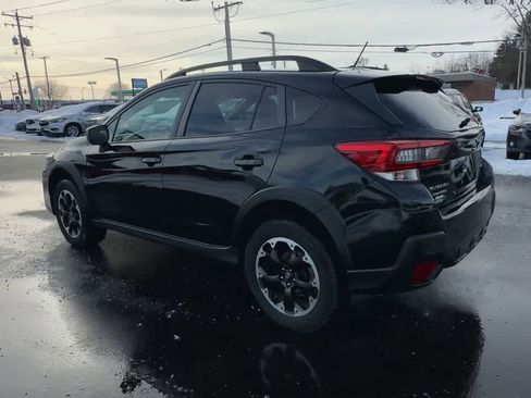 Certified 2023 Subaru Crosstrek 2.0i image 6