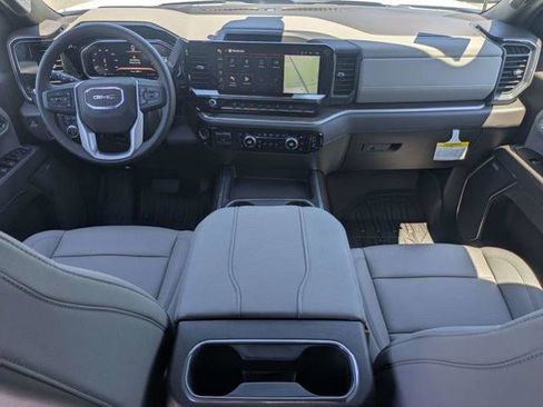 New 2026 GMC Sierra 2500 SLT w/ SLT Premium Package AWD/4WD image 17