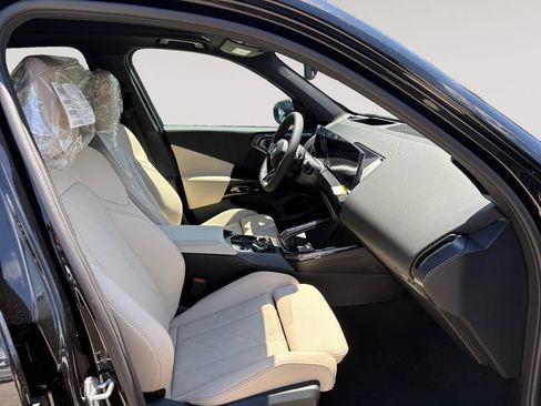 New 2026 BMW X3 xDrive30i w/ Premium Package AWD/4WD image 15