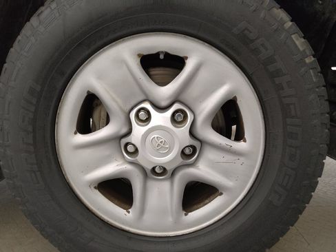 Used 2013 Toyota Tundra 2WD Double Cab image 31