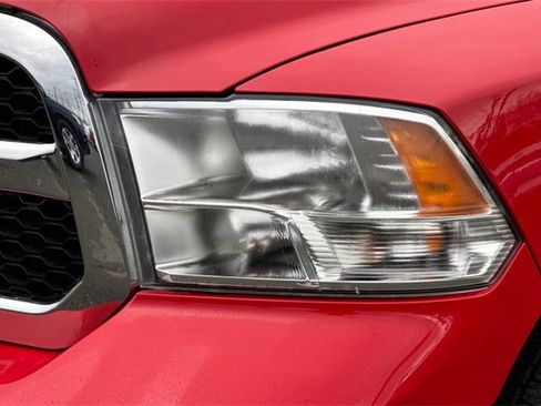 Used 2024 RAM 1500 Classic SLT image 38