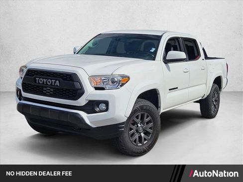 Used 2021 Toyota Tacoma SR5 RWD image 1