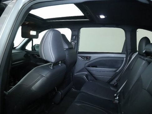 Used 2026 Subaru Forester Touring AWD/4WD image 15