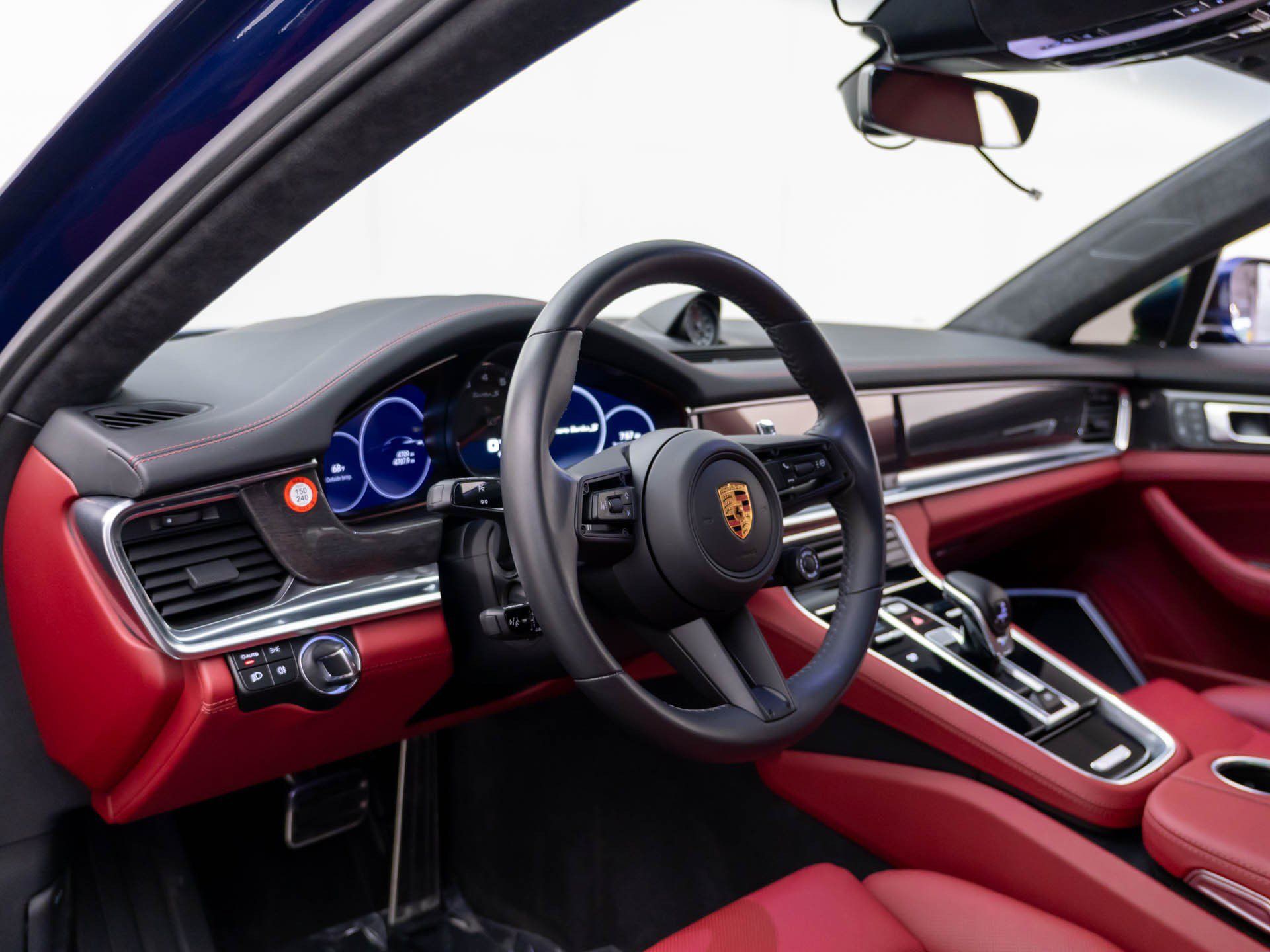 Certified 2023 Porsche Panamera Turbo S Executive AWD/4WD image 4