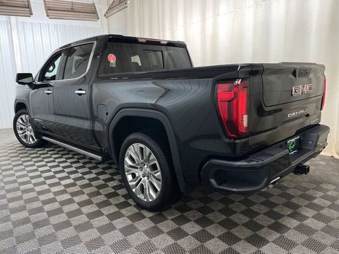 Certified 2022 GMC Sierra 1500 Denali w/ Denali Premium Package AWD/4WD image 24