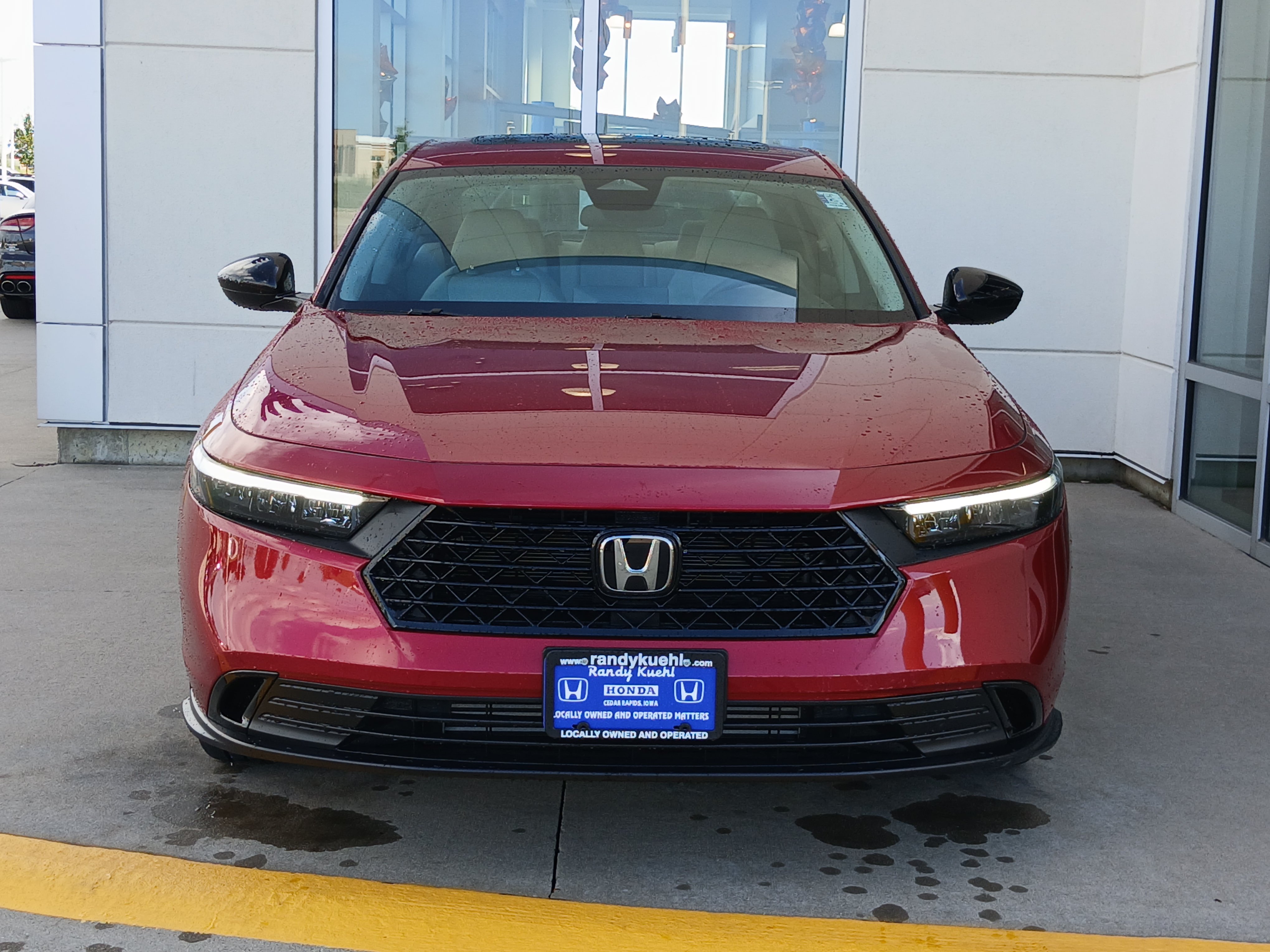 Used 2025 Honda Accord SE image 4