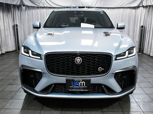 Used 2022 Jaguar F-PACE SVR AWD/4WD image 2