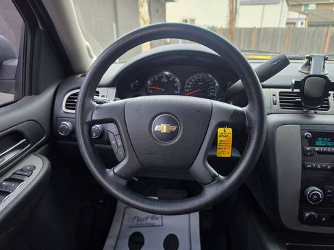 Used 2009 Chevrolet Tahoe LS w/ Skid Plate Package AWD/4WD image 8