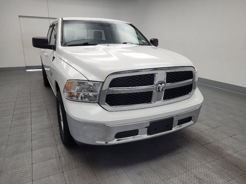 Used 2019 RAM 1500 Classic SLT RWD image 14