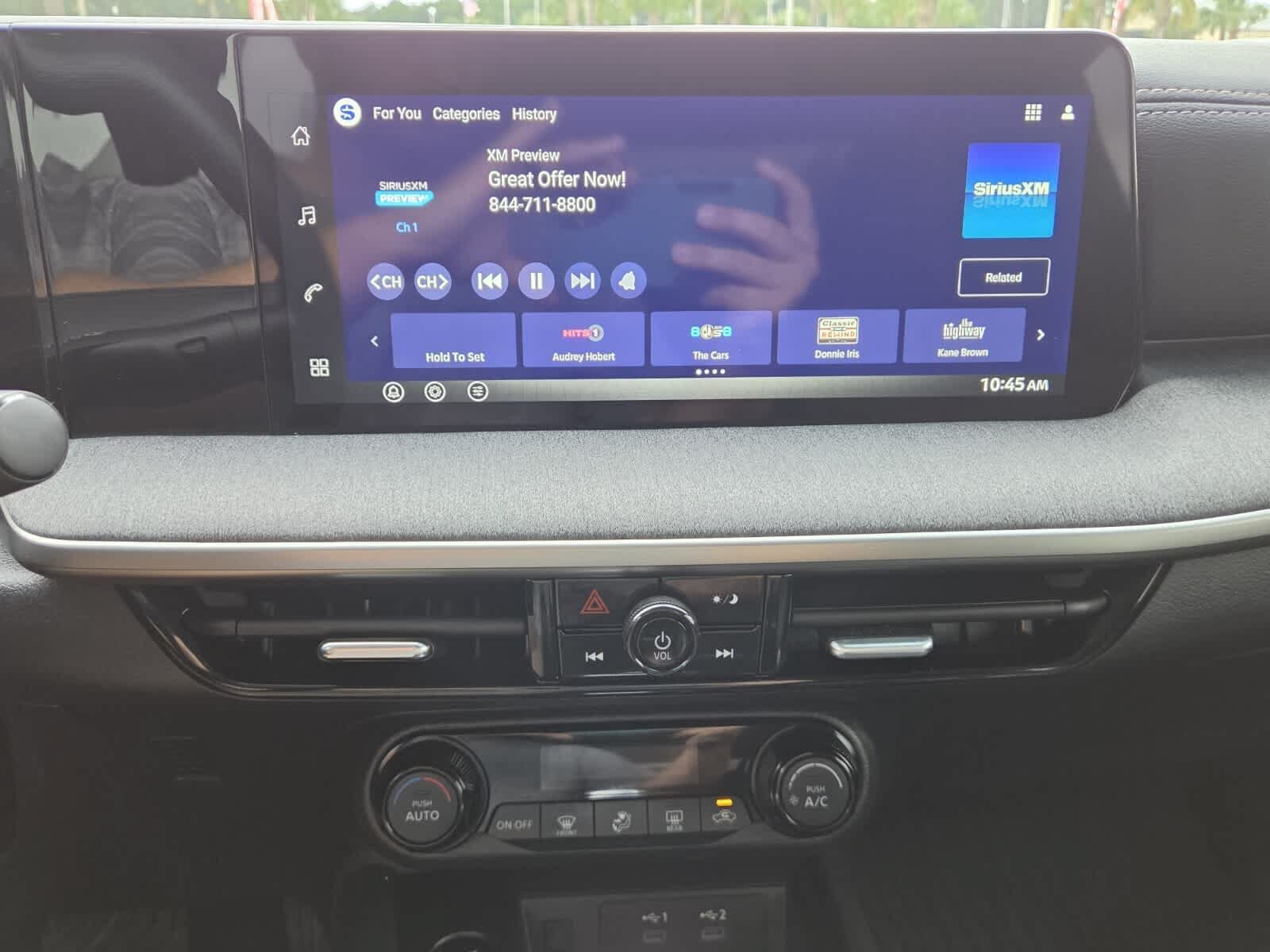 Used 2026 Nissan Kicks SV FWD image 8