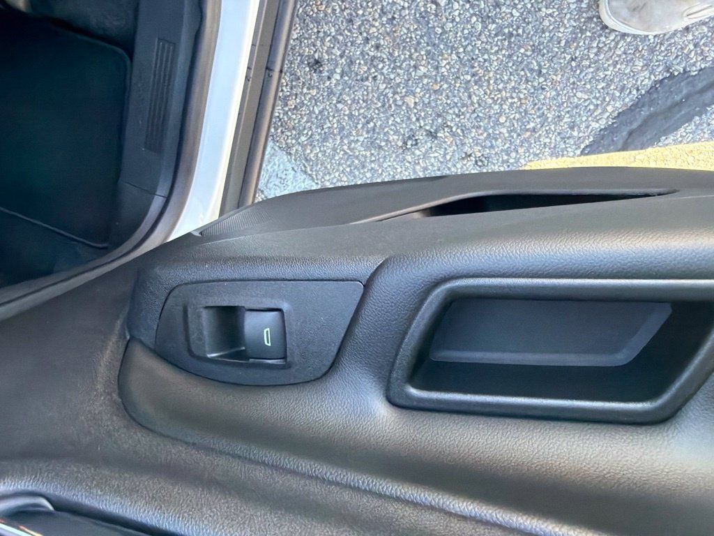 Used 2020 Chevrolet Equinox LT AWD/4WD image 27