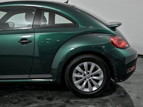 Used 2018 Volkswagen Beetle 2.0T S image 7