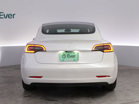 Used 2021 Tesla Model 3 Standard Range Plus RWD image 15