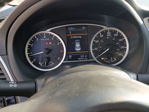 Used 2019 Nissan Sentra SR w/ Exterior Package image 12