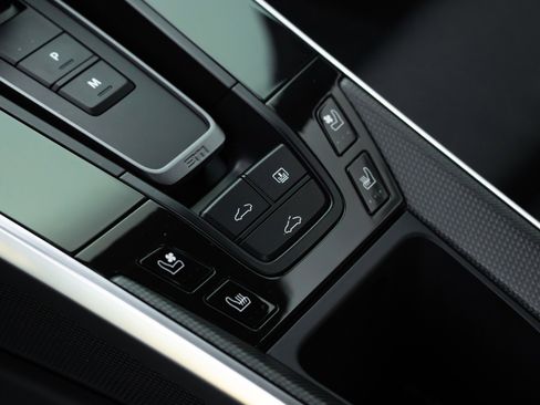 Used 2022 Porsche 911 Turbo S image 37