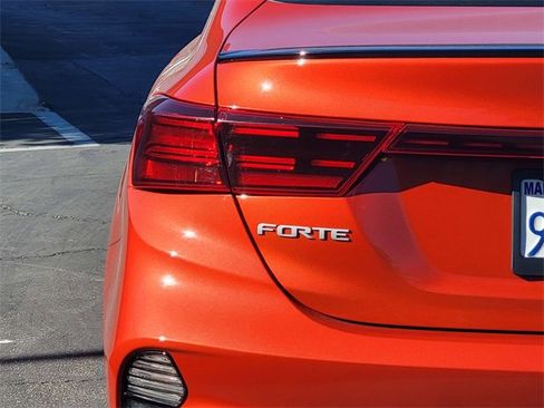 Used 2024 Kia Forte GT-Line image 8