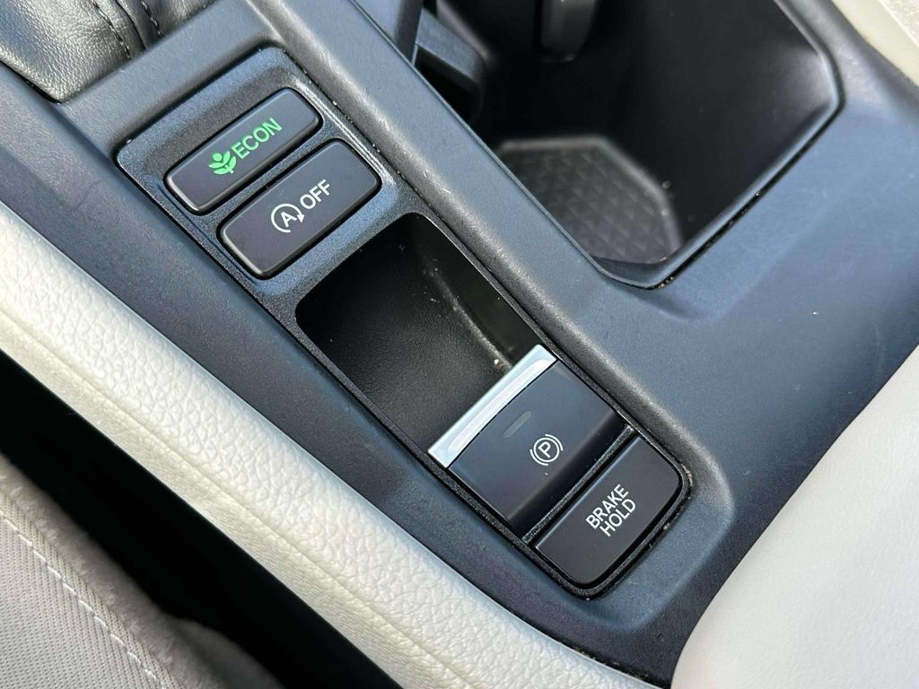 Used 2023 Honda Accord EX image 30