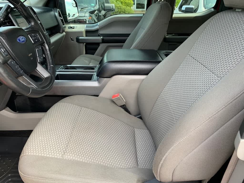 Used 2018 Ford F150 XLT w/ Equipment Group 302A Luxury AWD/4WD image 19