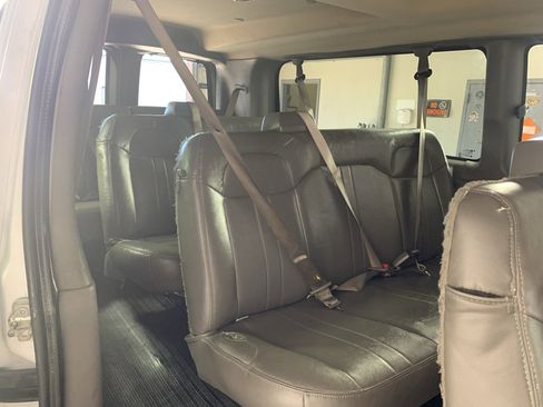 Used 2023 Chevrolet Express 3500 LS RWD image 29