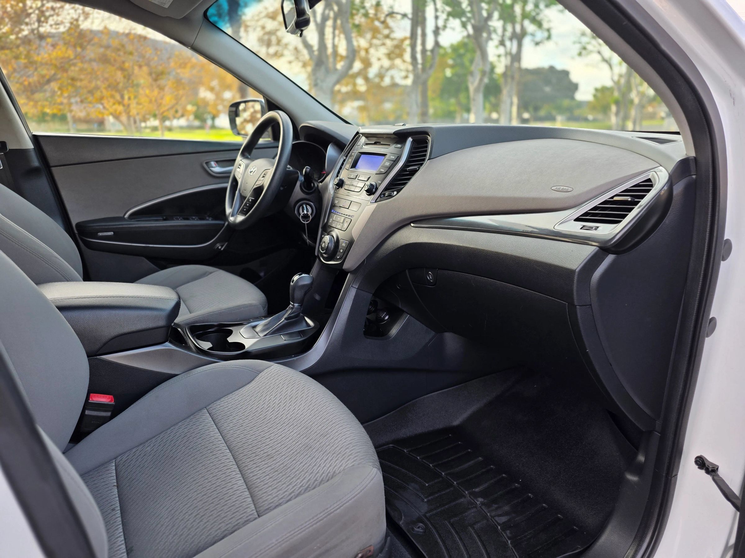 Used 2014 Hyundai Santa Fe Sport AWD/4WD image 18
