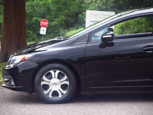 Used 2013 Honda Civic Hybrid Sedan image 30