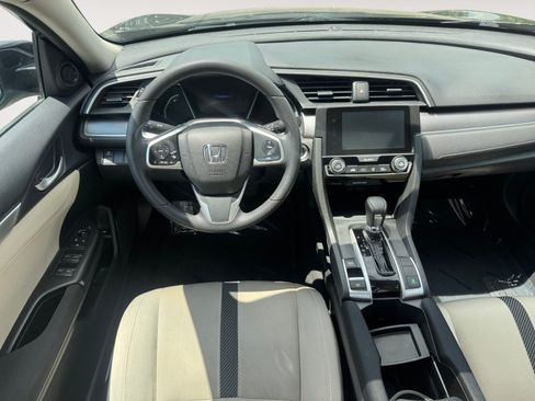 Used 2016 Honda Civic EX image 10