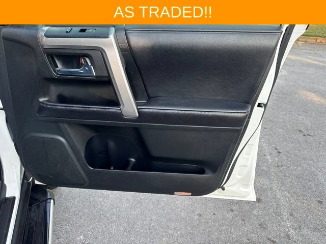 Used 2016 Toyota 4Runner SR5 AWD/4WD image 9