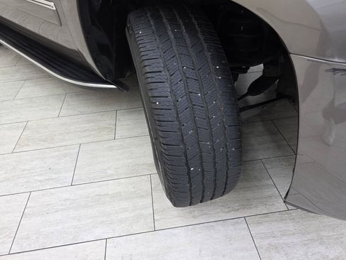 Used 2013 GMC Yukon Denali RWD image 44