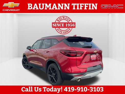 Used 2024 Chevrolet Blazer LT w/ Convenience Package image 8