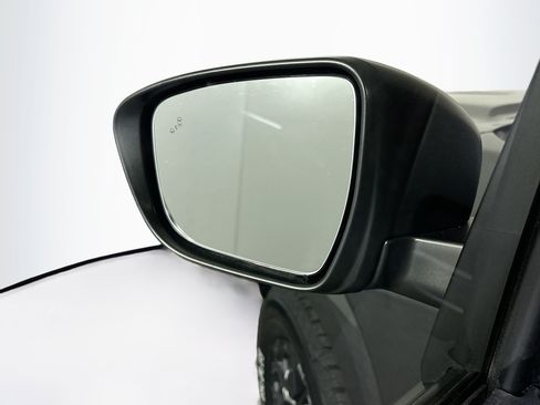 Used 2022 Nissan Frontier S w/ Technology Package RWD image 16
