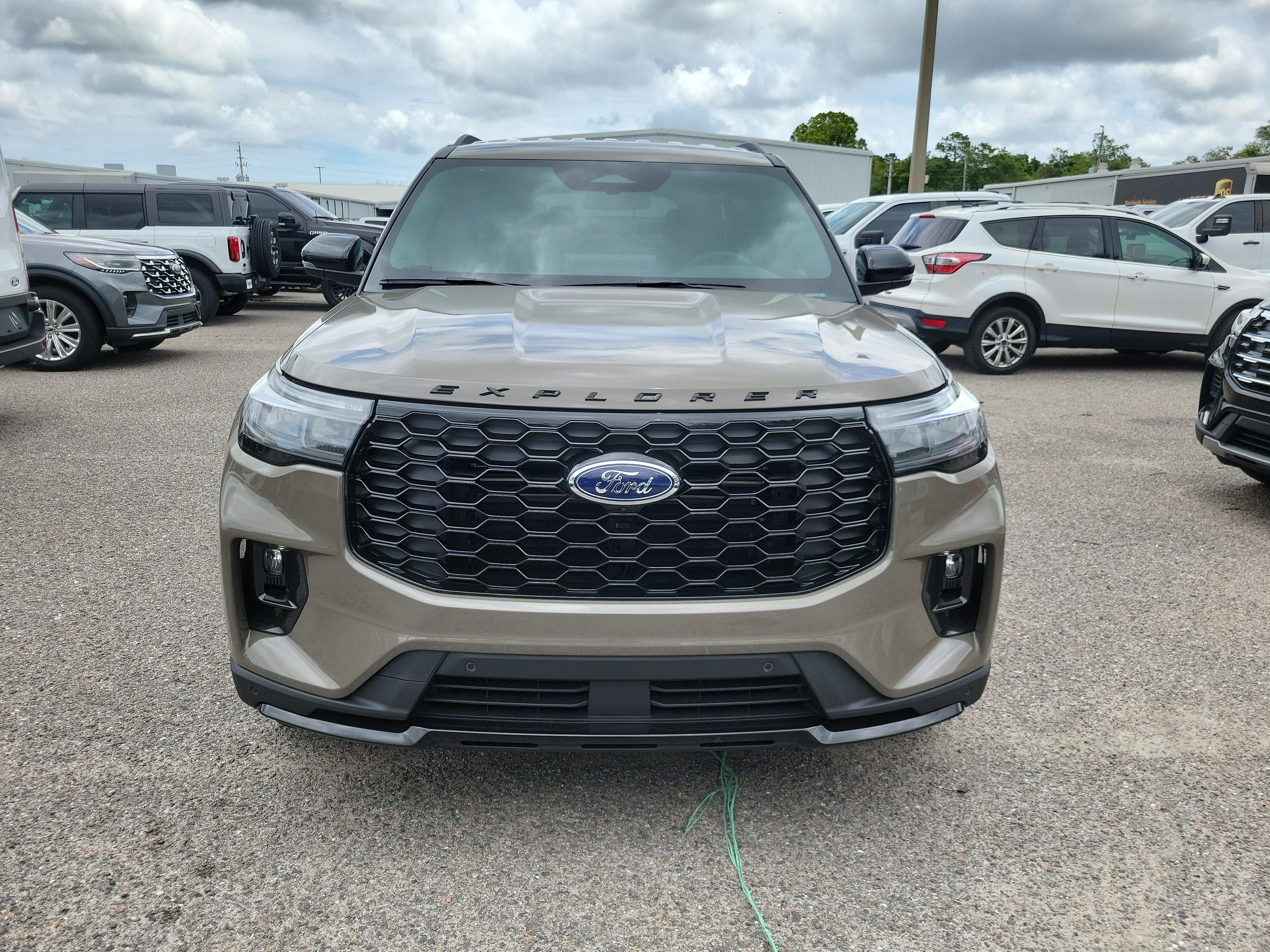 New 2026 Ford Explorer ST-Line w/ ST-Line Street Pack RWD image 5