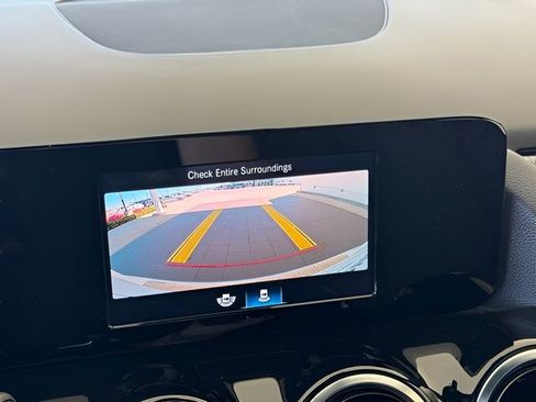 Used 2023 Mercedes-Benz GLA 250 4MATIC image 27