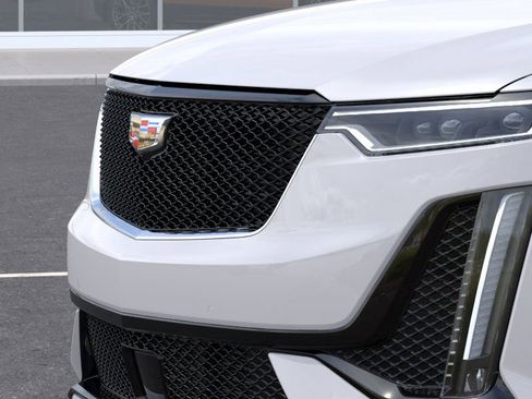 New 2025 Cadillac XT6 Sport w/ Technology Package image 13