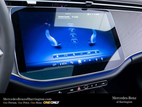 New 2026 Mercedes-Benz E 350 4MATIC Sedan image 29