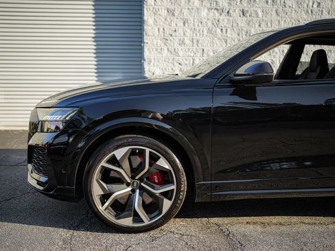 Used 2022 Audi RS Q8 w/ Carbon Optic Package AWD/4WD image 10