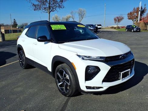 Used 2023 Chevrolet TrailBlazer RS image 3